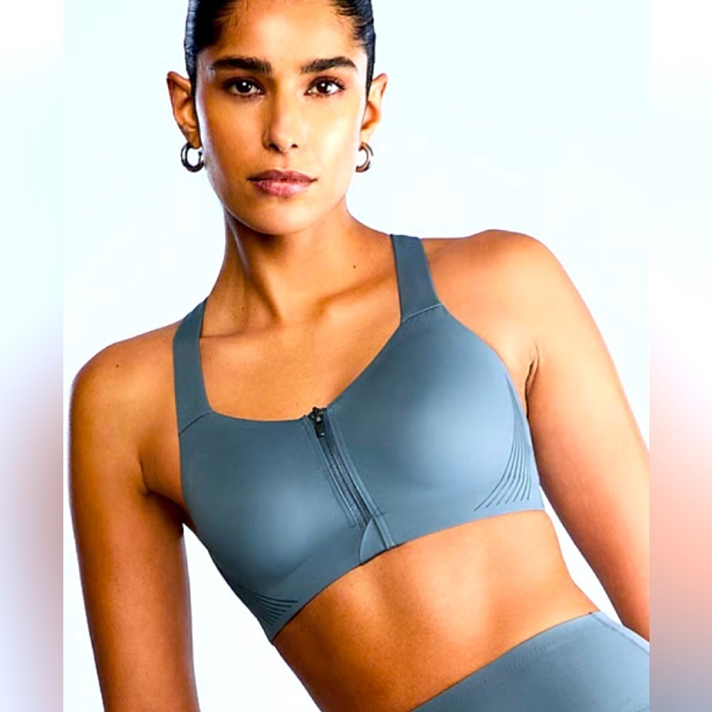 Victoria's Secret Knockout Sports Bra, 34DD